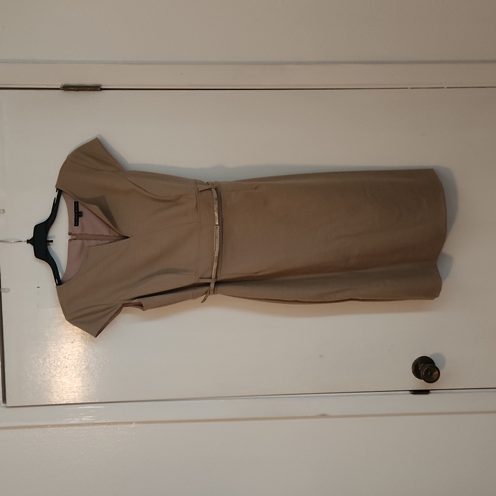 Antonio Melani belted dress!